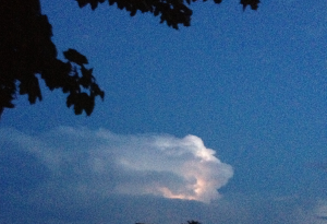 lightning cloud4